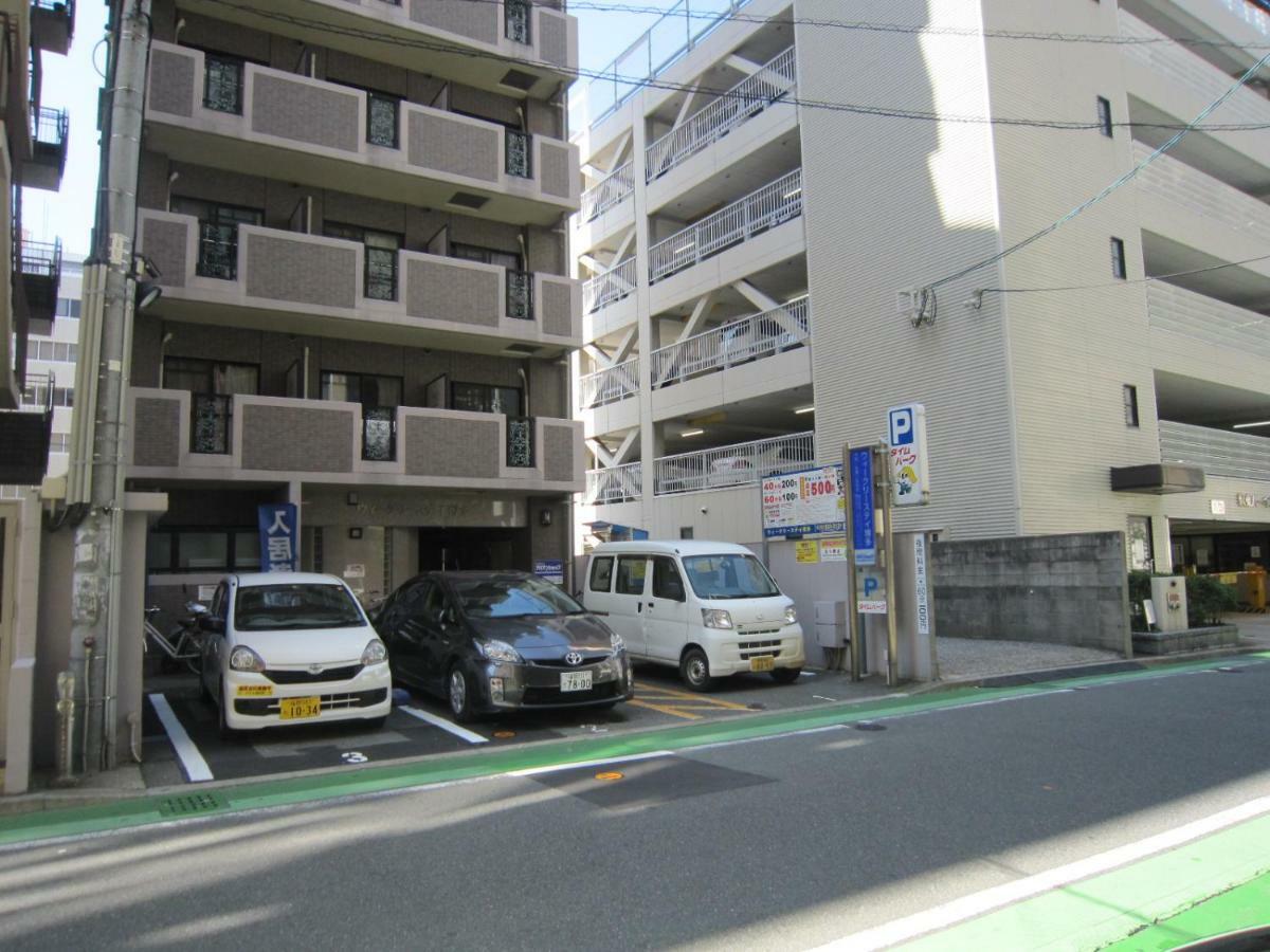 N33 Hakata Sta East Apartment Fukuoka  Bagian luar foto