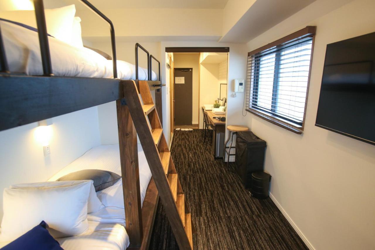 N33 Hakata Sta East Apartment Fukuoka  Bagian luar foto