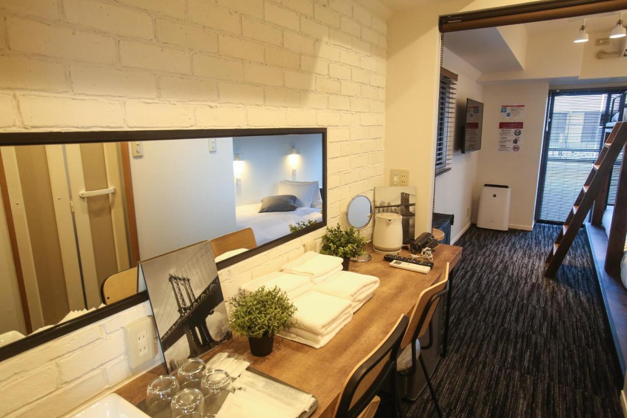 N33 Hakata Sta East Apartment Fukuoka  Bagian luar foto